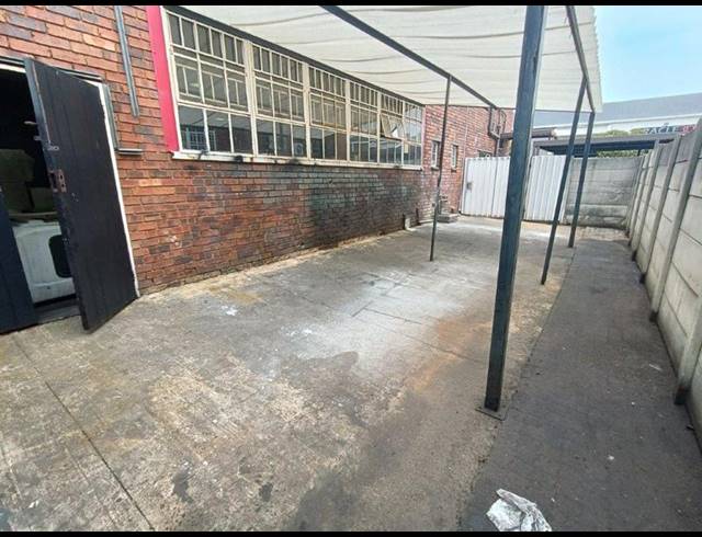 INDUSTRIAL PROPERTY TO RENT IN ROBERTVILLE